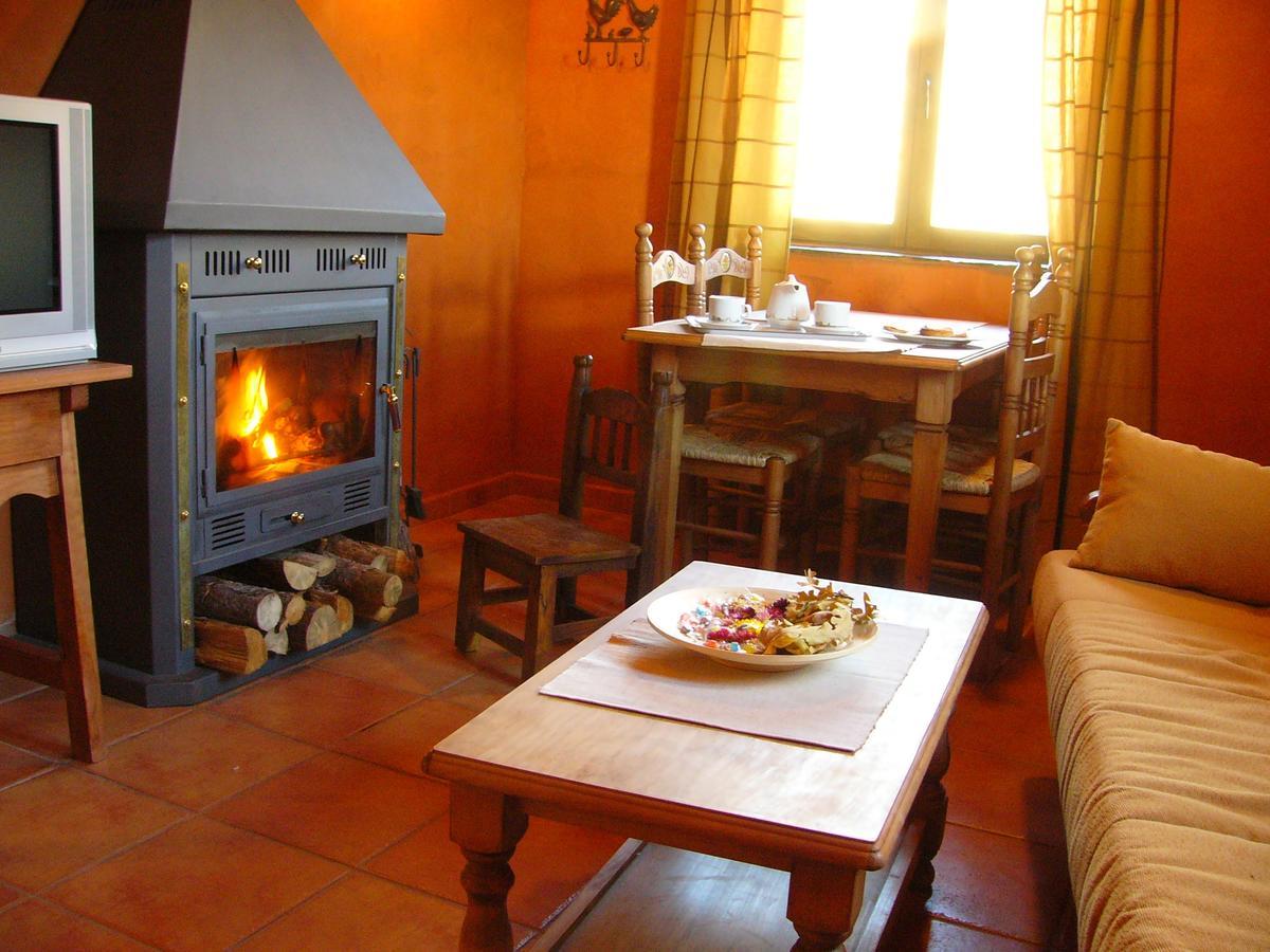 Apartamentos Turisticos La Alqueria De Valverde วาลเวอร์เด เด ลอส อาร์โรโยส ภายนอก รูปภาพ